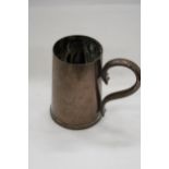 A VERY HEAVY VINTAGE COPPER TANKARD