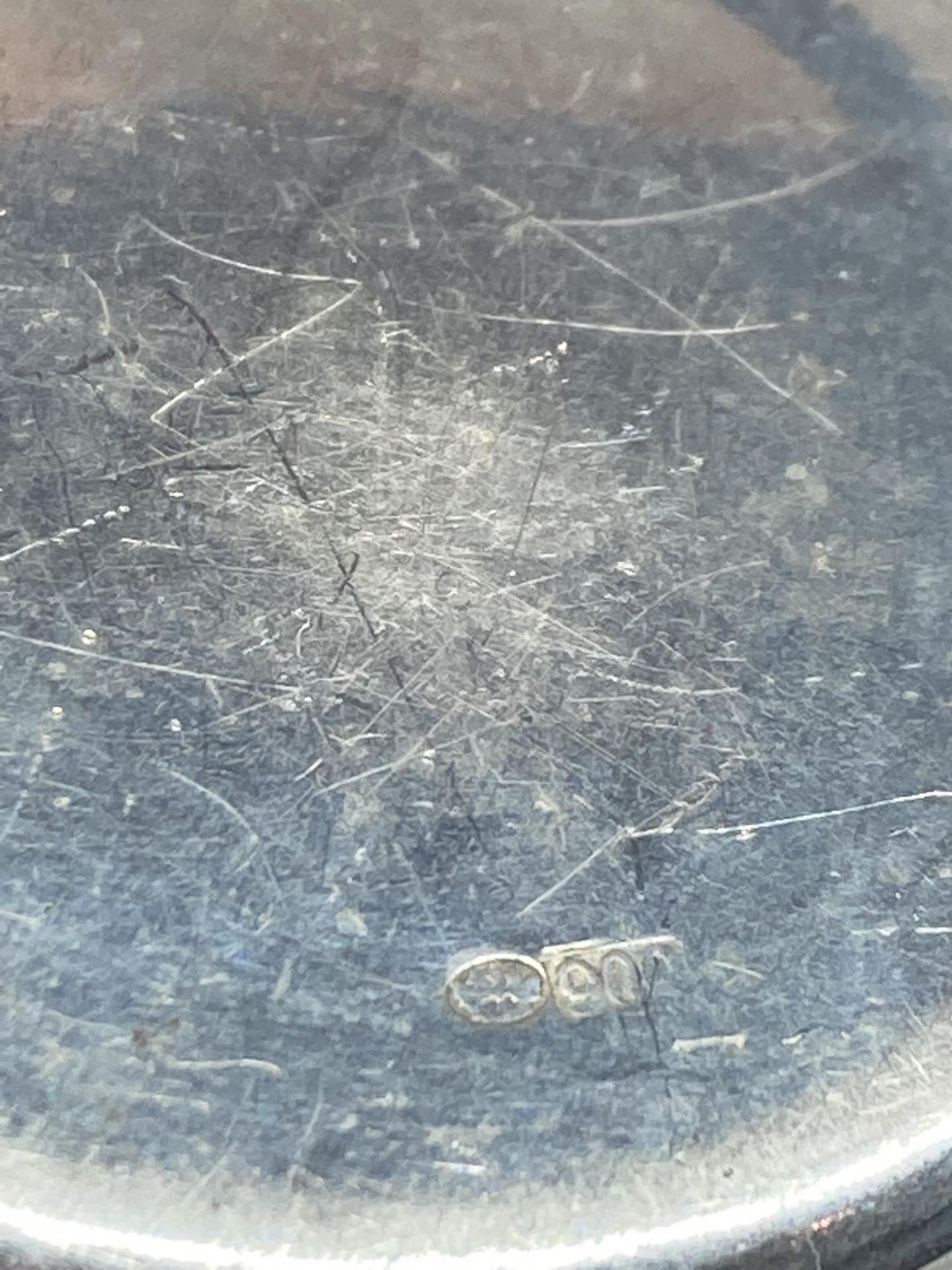 A MARKED 900 SILVER BEAKER - Image 3 of 3