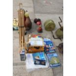 AN ASSORTMENT OF ARTISTS ITEMS TO INCLUDE AN EASEL, PAINTS AND PAPER ETC