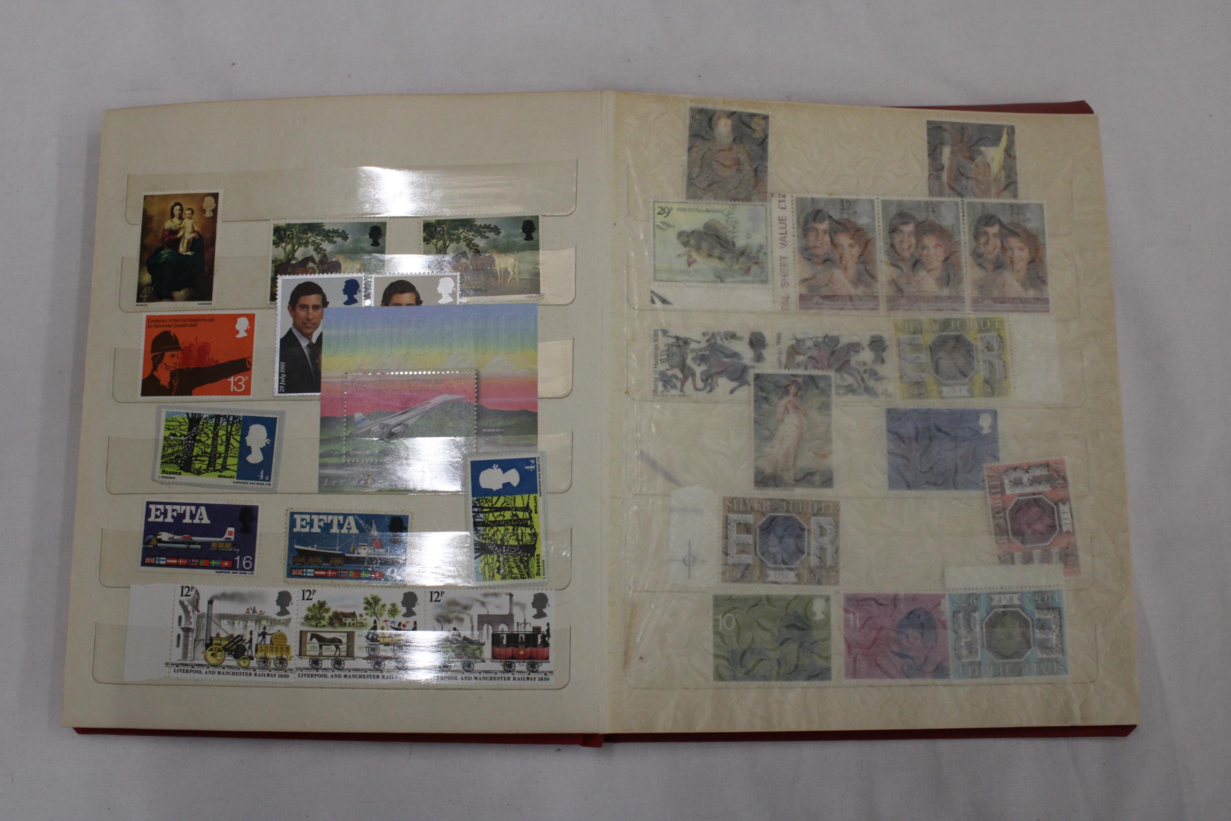 A STAMP ALBUM CONTAINING A VARIETY OF STAMPS TO INCLUDE SHIPS, AIRCRAFT, CHRISTMAS, EUROPEAN - Image 4 of 5