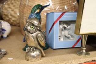 A BOXED WEDGWOOD DEER CHRISTMAS DECORATION, CAST KINGFISHER DOORSTOP, SILVER PLATED VASE AND A WHITE