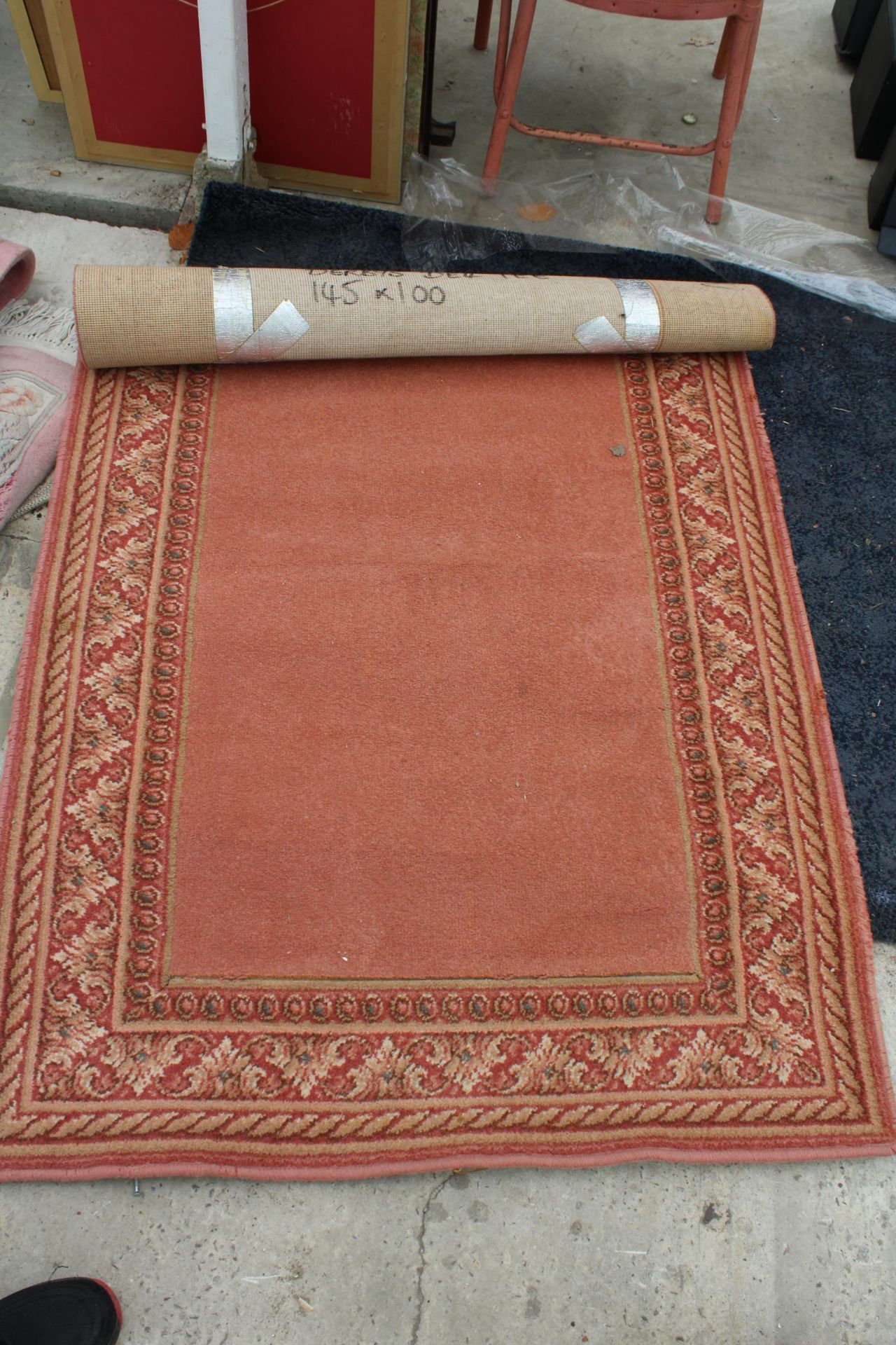 TWO SMALL RUGS - Image 4 of 5