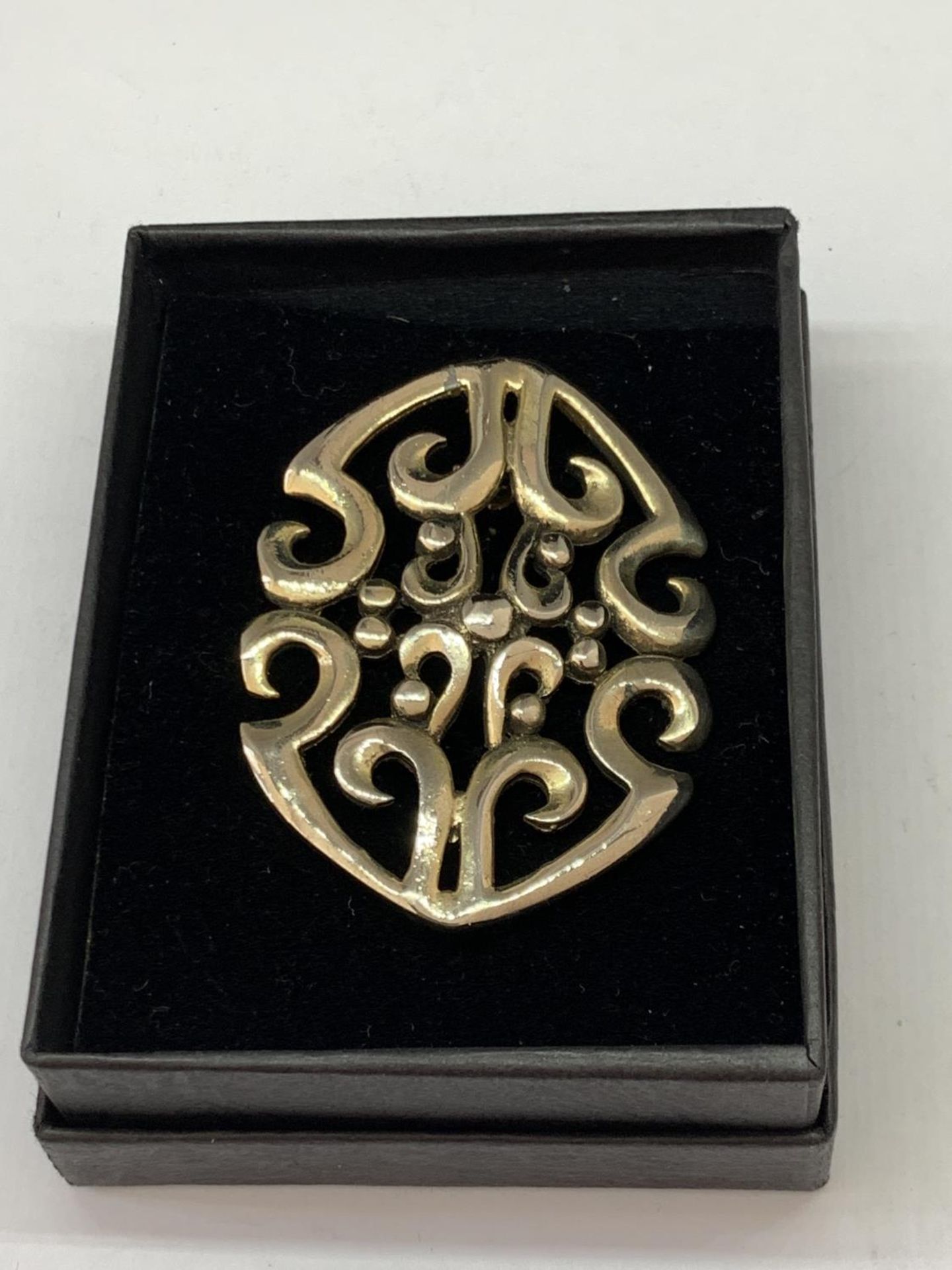 AN IRISH CELTIC BROOCH