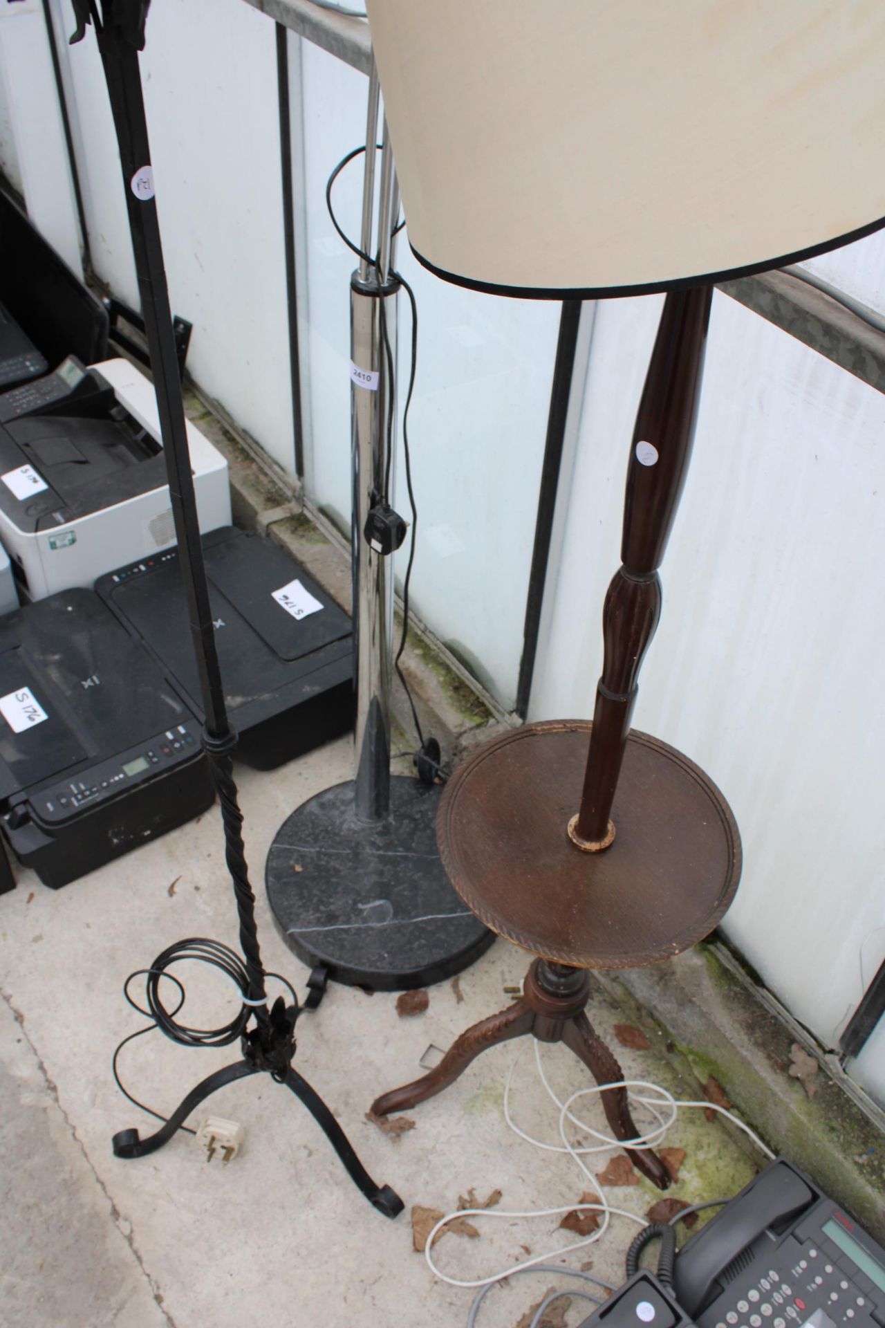 THREE VARIOUS STANDARD LAMPS - Image 3 of 3