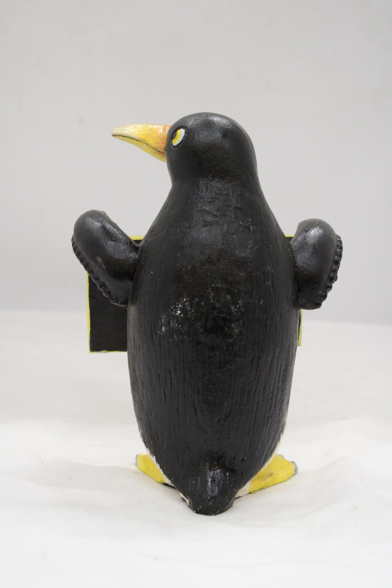 A DRAUGHT GUINNESS PENGUIN, HEIGHT 21CM - Image 4 of 5