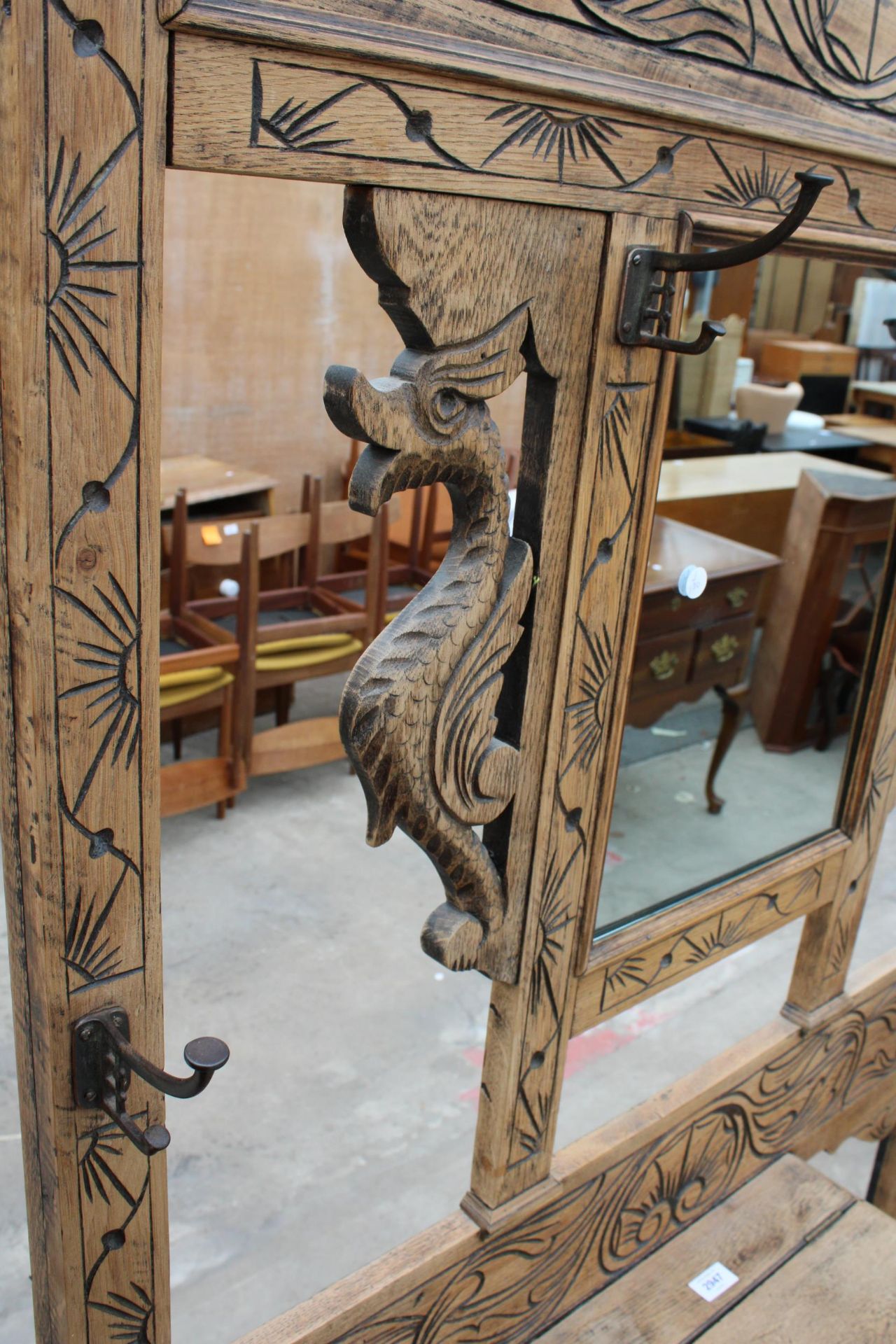A LATE VICTORIAN CARED OAK MIRRORED HALL COAT/STICK STAND - Image 5 of 5