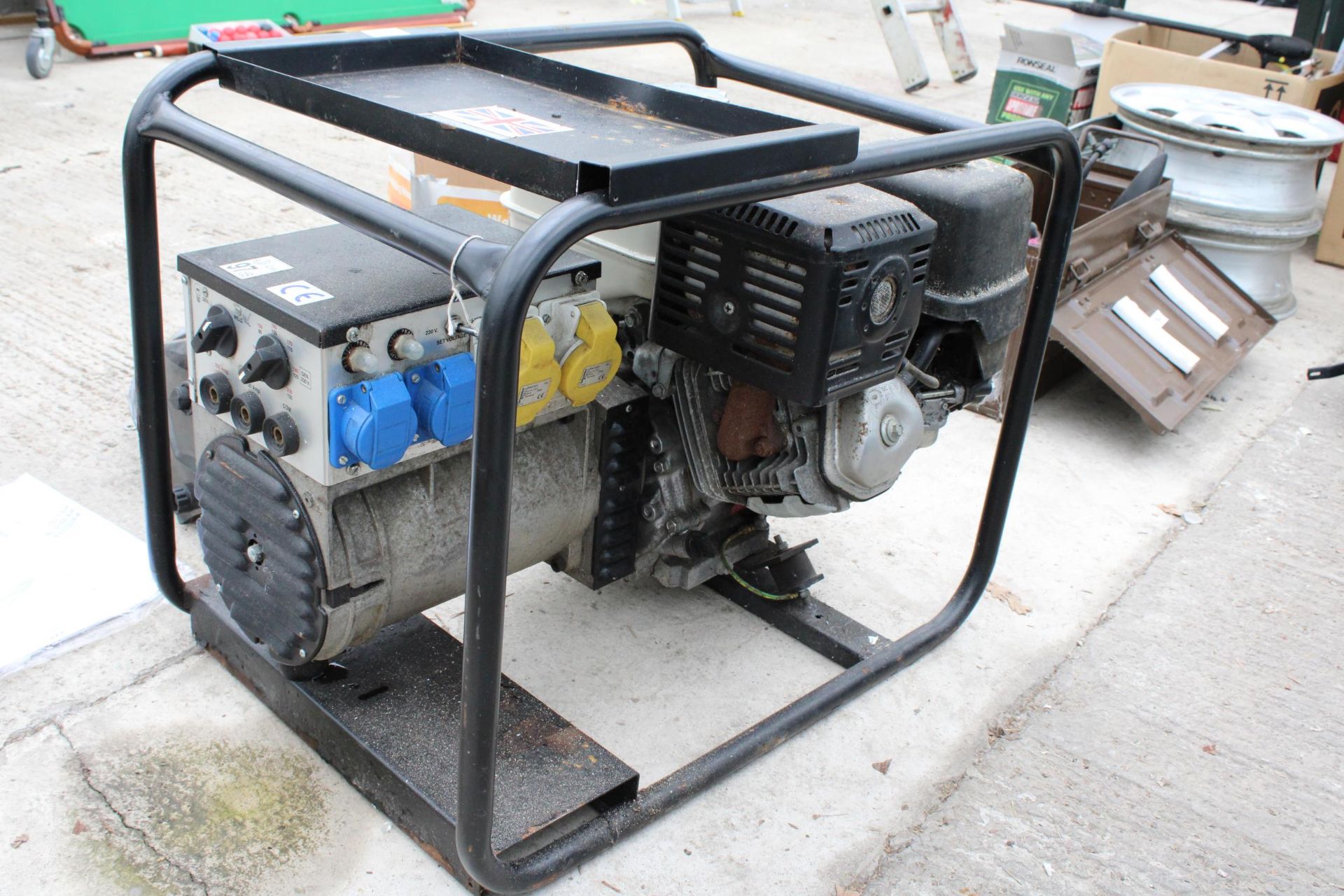 A HONDA WELDER GENERATOR, WITH MASKS, LEADS AND OWNERS WORKSHOP MANUAL - Image 4 of 4