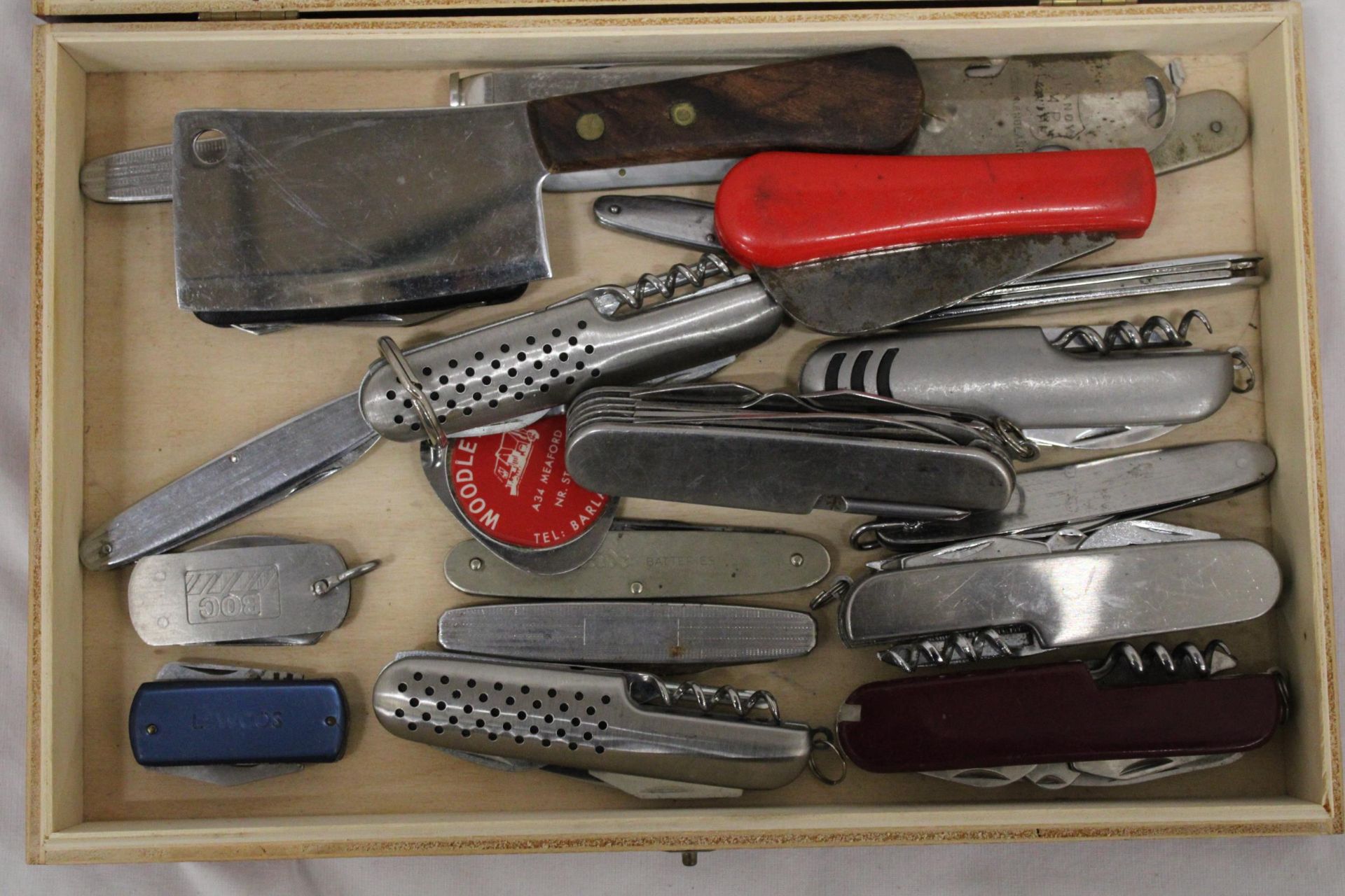 A COLLECTION OF 22 VINTAGE PEN KNIVES - Image 2 of 4
