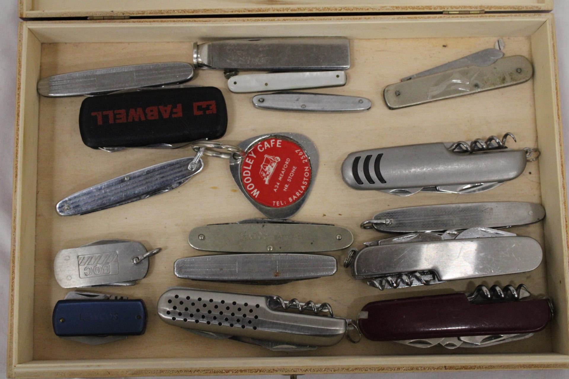 A COLLECTION OF 22 VINTAGE PEN KNIVES - Image 3 of 4
