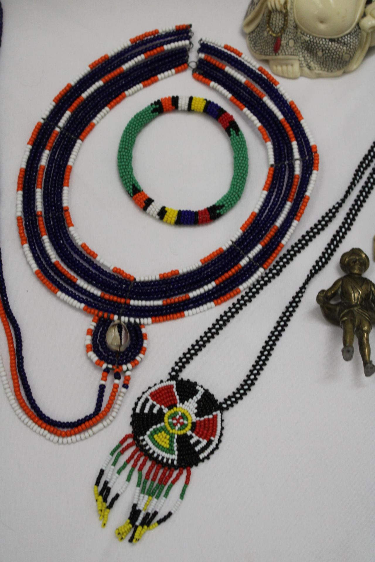 THREE BUDDAHS PLUS AFRICAN BEADED ITEMS - Image 6 of 6