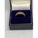 A 9CT GOLD AND SILVER RING