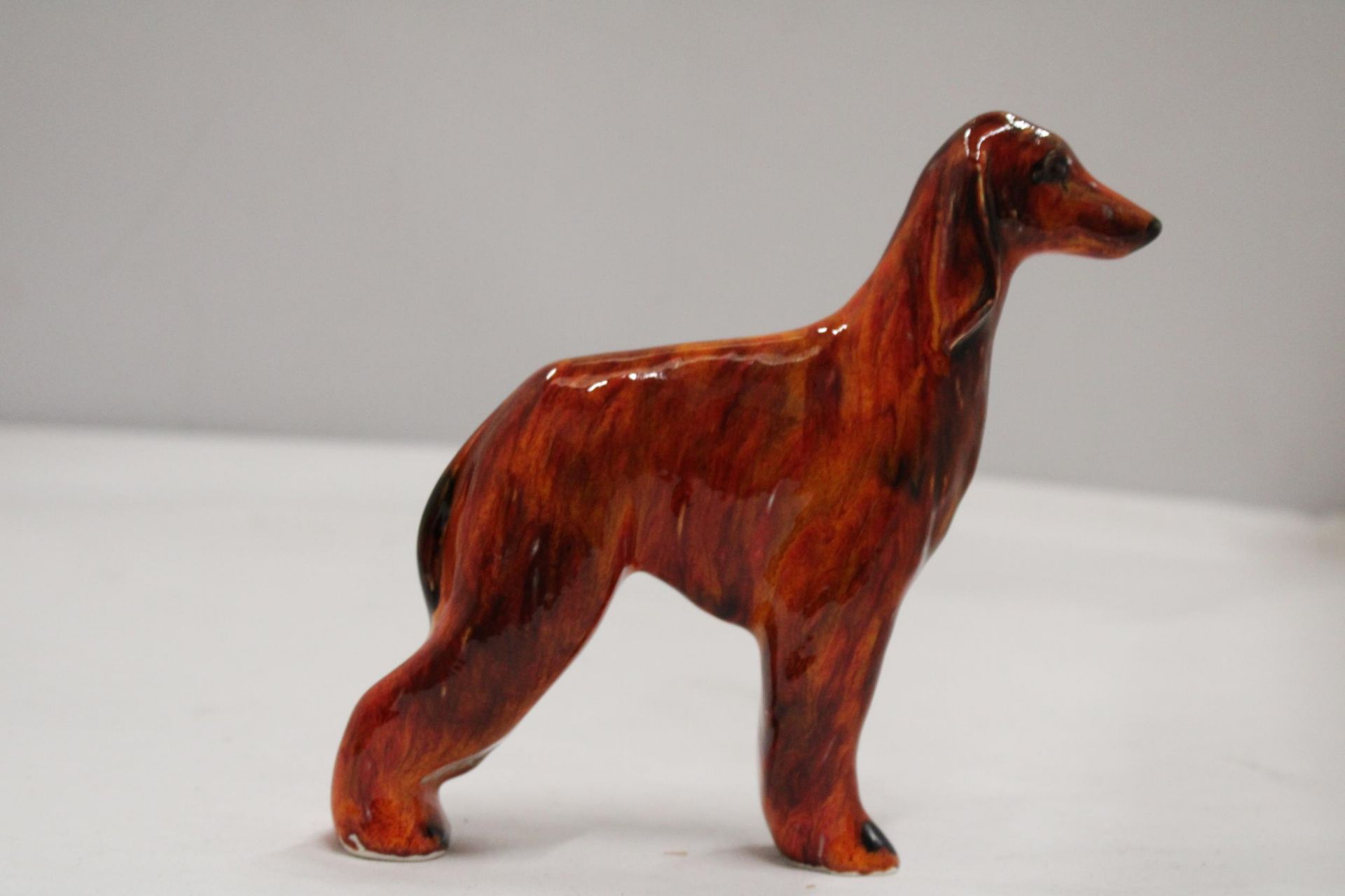 AN ANITA HARRIS AFGHAN HOUND SIGNED IN GOLD - Image 4 of 6