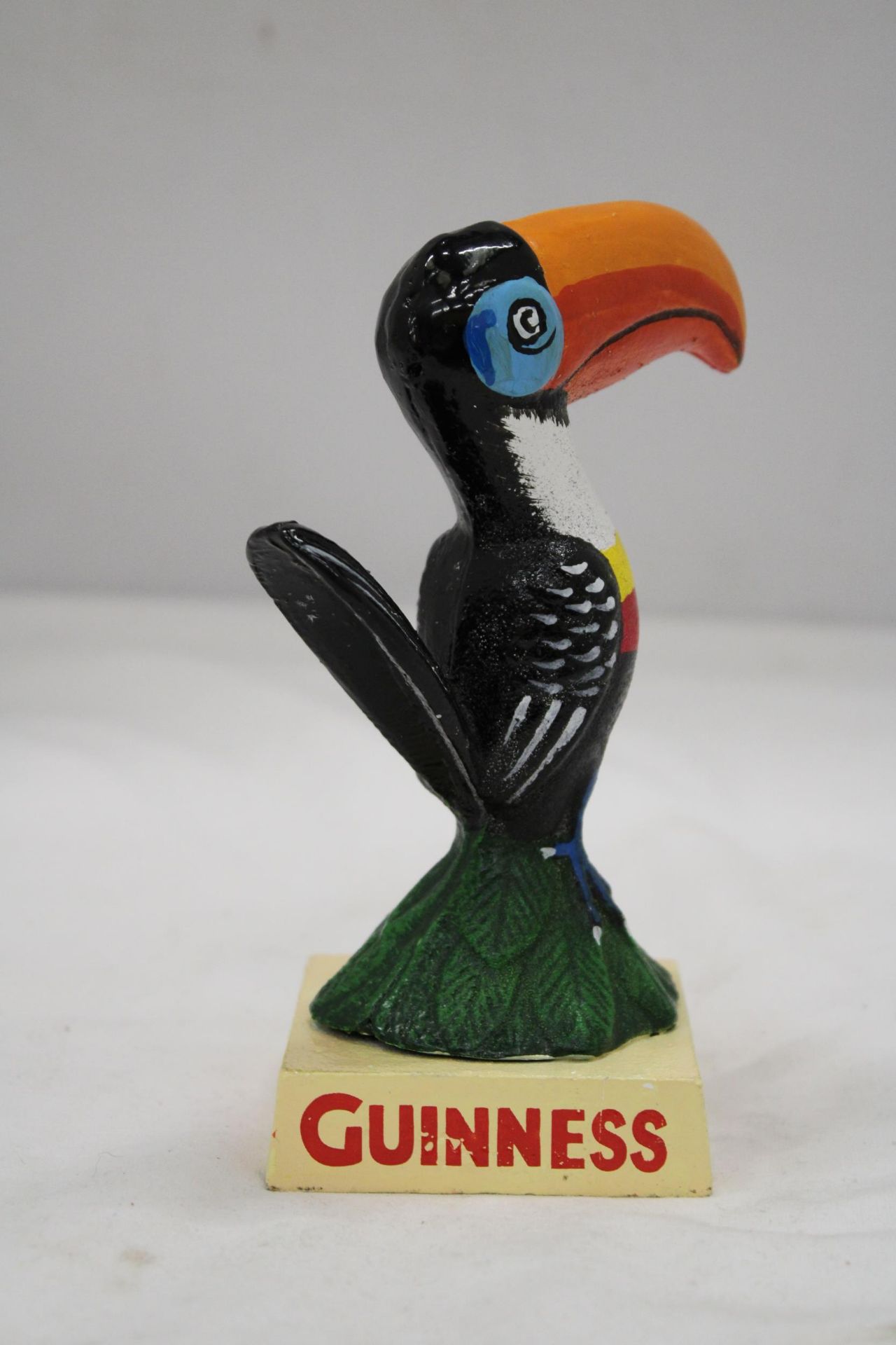 A CAST GUINNESS TOUCAN, HEIGHT 16CM - Image 4 of 5