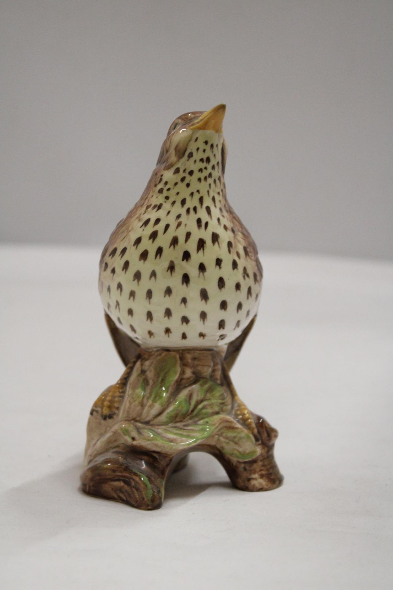 A BESWICK SONG THRUSH - Bild 3 aus 6