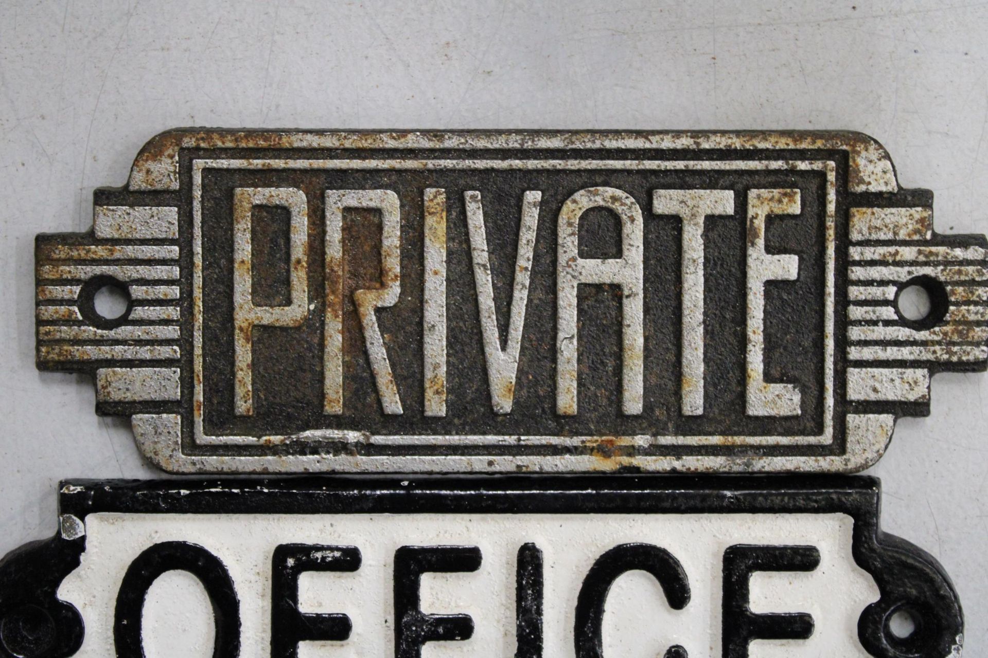 THREE CAST IRON SIGNS, TWO 'OFFICE' AND ONE 'PRIVATE', LENGTH 17CM - Image 3 of 4
