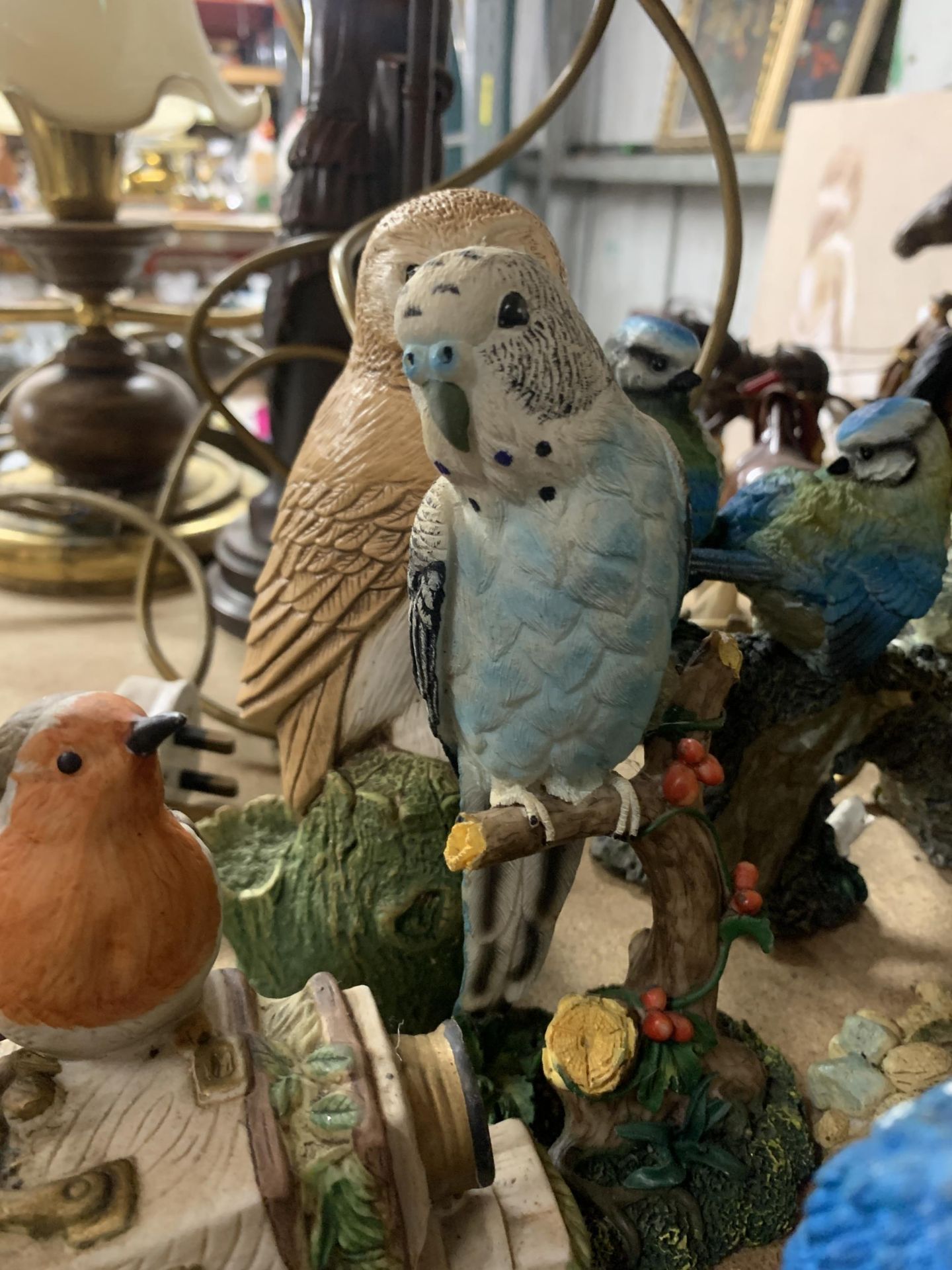 A LARGE LOT OF BIRD RELATED FIGURES TO INCLUDE BESWICK ETC (SOME A/F) - Image 4 of 5