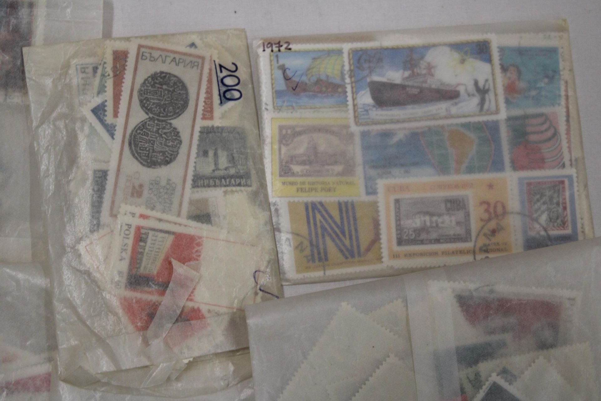 A QUANTITY OF STAMPS IN PACKETS FROM AROUND THE WOR4LD - Image 2 of 5