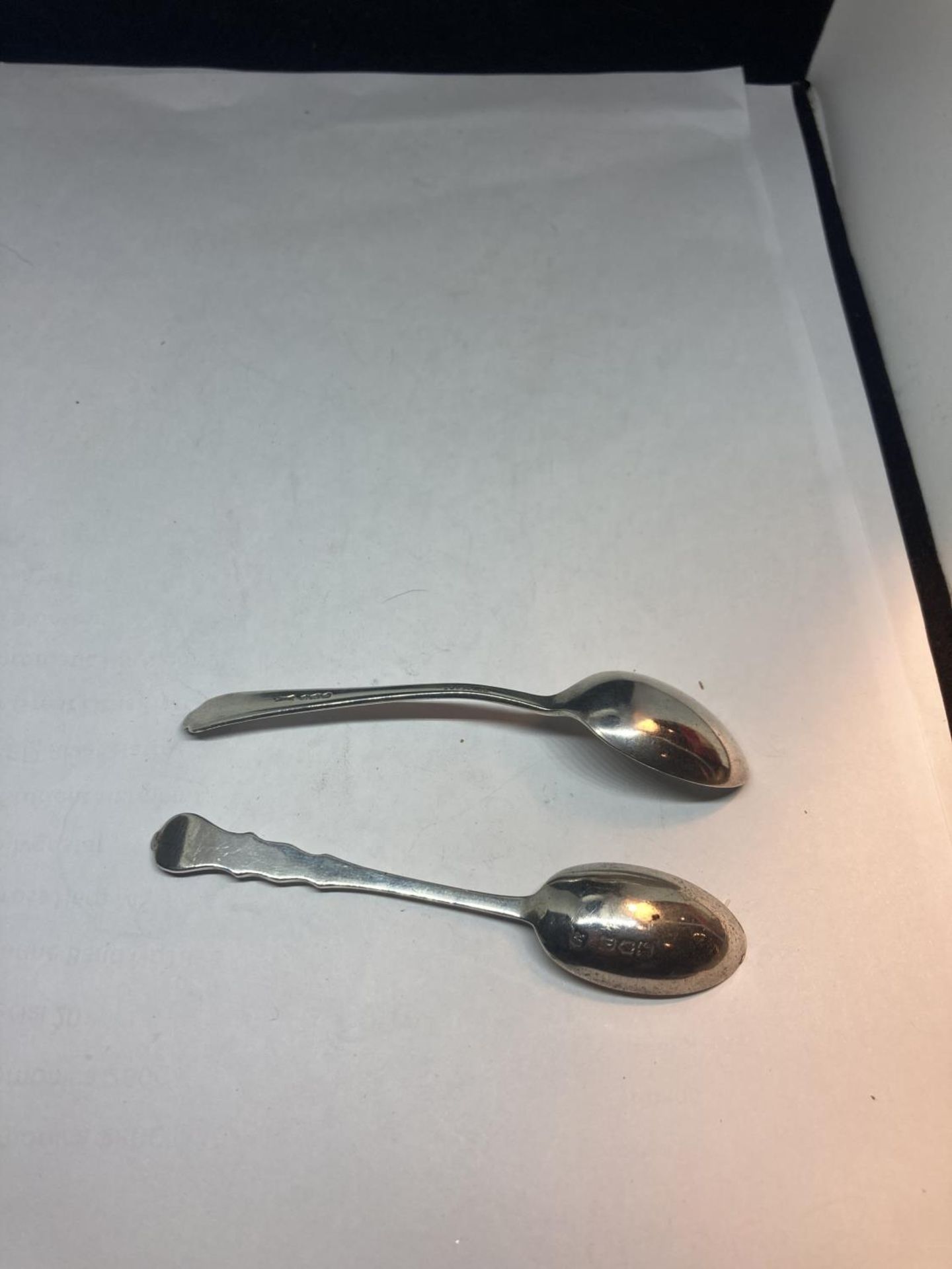 TWO HALLMARKED SILVER SPOONS - Image 2 of 4