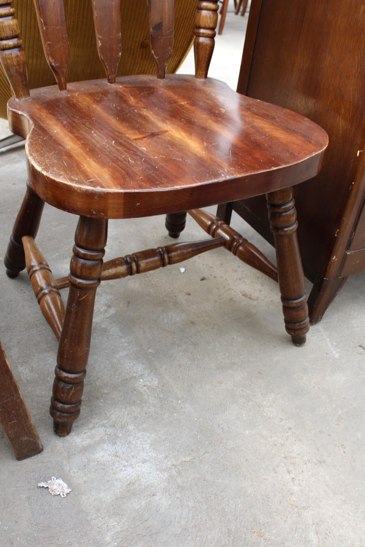 A MID TWENTIETH CENTURY OAK LADDER BACK CHAIR AND HARDWOOD KITCHEN CHAIR - Image 3 of 3