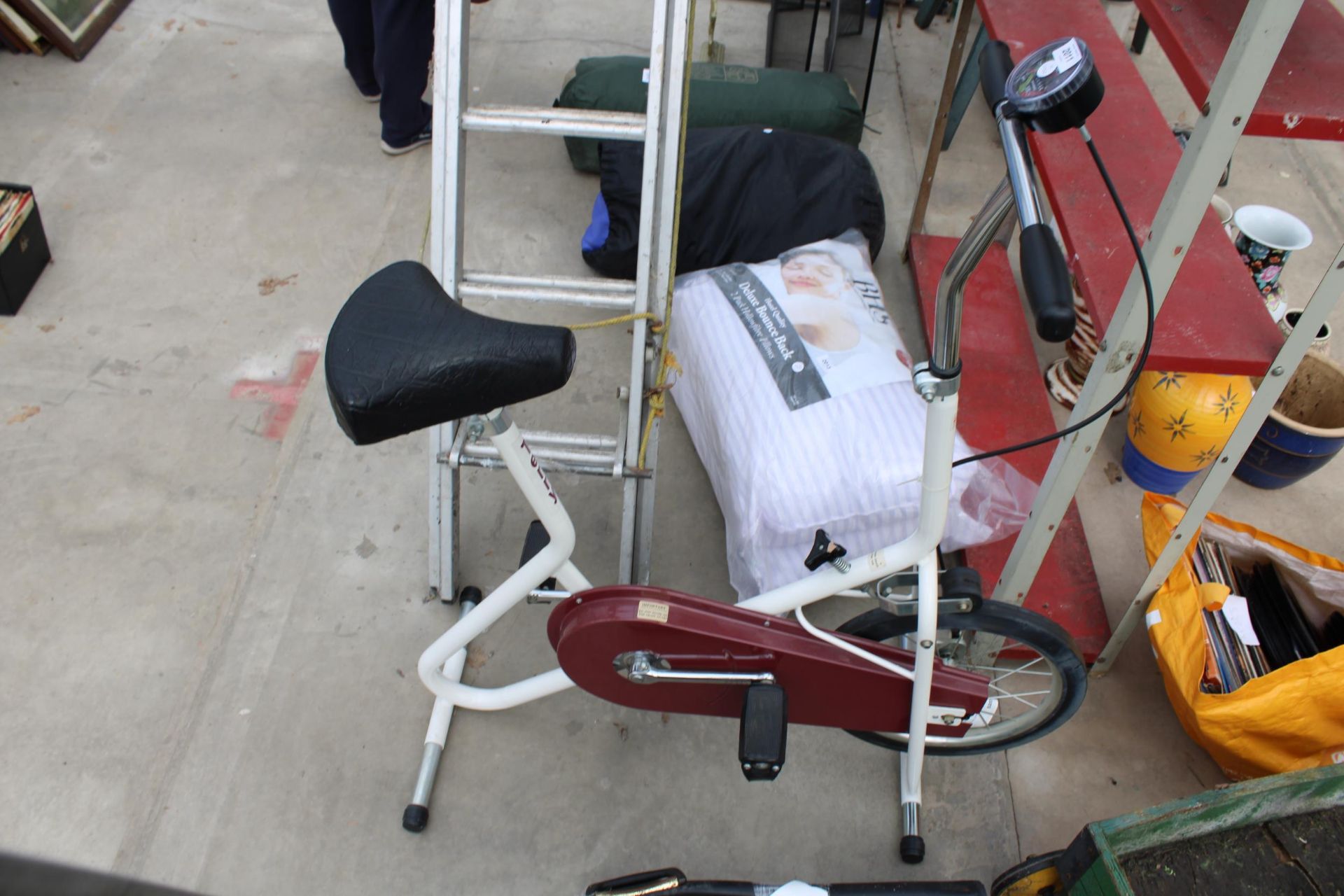 A RETRO TERRY EXERCISE BIKE - Image 2 of 3