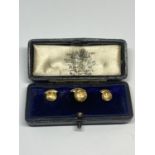 A SET OF THREE 18 CARAT GOLD COLLAR STUDS IN ORIGINAL PRESENTATION BOX FROM KENT & SON JEWELLERS AND