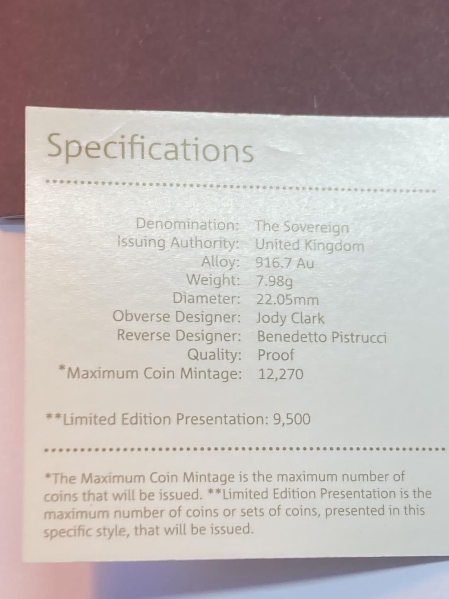 A 2019 THE SOVEREIGN GOLD PROOF LIMITED EDITION NUMBER 6,312 OF 9,500 IN A WOODEN BOXED CASE - Image 5 of 5