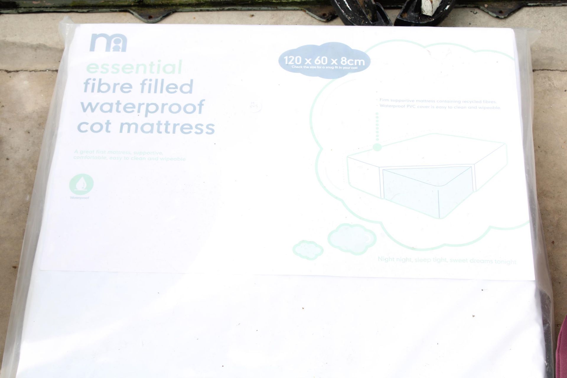 AN AS NEW COT MATTRESS AND A DIONMO CAR SEAT - Image 3 of 4