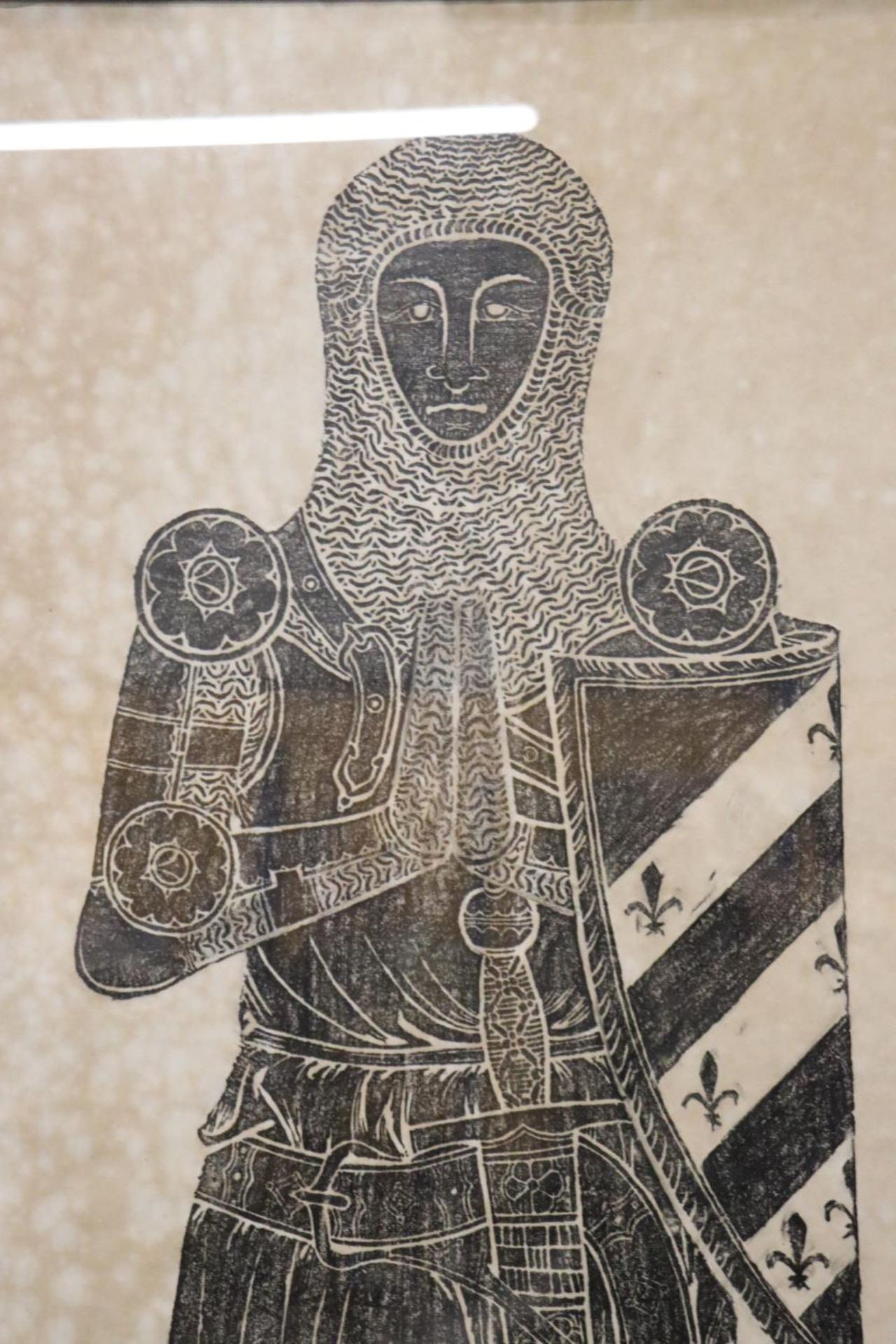 A BRASS RUBBING PRINT OF A MEDIEVAL KNIGHT BELIEVED TO DEPICT SIR WILLIAM FITZRALPH 1323, - Image 2 of 4