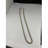 A SILVER NECKLACE LENGTH 18"