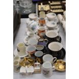 A QUANTITY OF CHINA TO INCLUDE PORTMERION "MAGIC CITY" CUPS AND SAUCERS, REGENCY PART TEASET,
