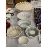 A MIXED LOT OF CERAMICS TO INCLUDE FIVE JELLY MOULDS WITH LARGE SOUP TUREEN