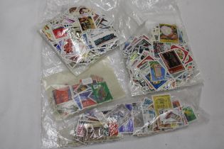 A LARGE COLLECTION OF STAMPS FROM BULGARIA