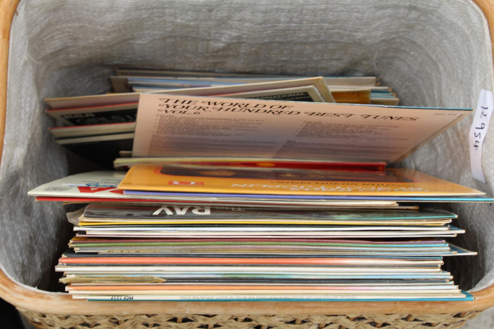 A LARGE ASSORTMENT OF LP RECORDS - Image 3 of 3