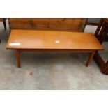 A RETRO TEAK COFFEE TABLE, 36" X 12"