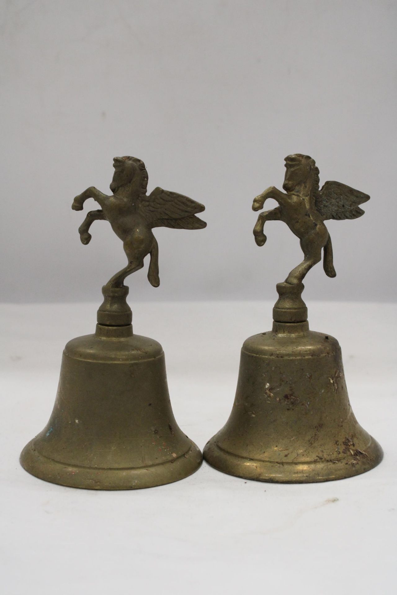 TWO BRASS 'PEGASUS' BELLS, HEIGHT 17CM - Image 2 of 6