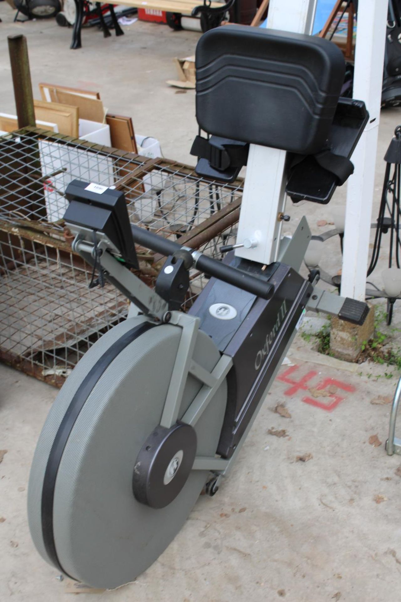 AN OXFORD II ROWING MACHINE - Bild 2 aus 5