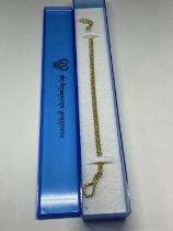 A 9 CARAT GOLD ROPE CHAIN