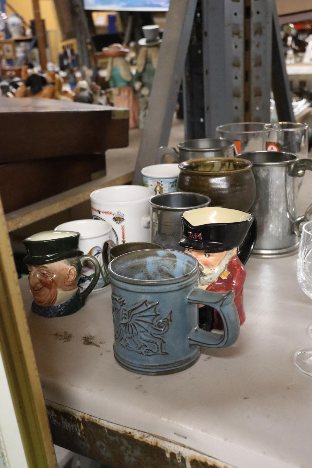 A QUANTITY OF ITEMS TO INCLUDE TANKARDS, TOBY JUGS, MUGS, STUDIO POTTERY, ETC