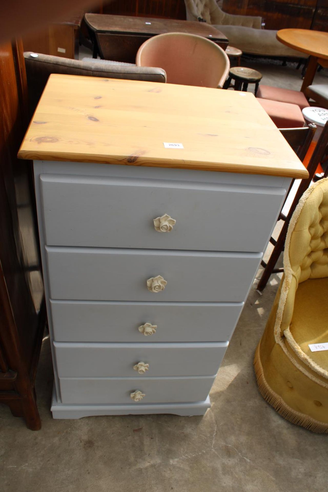 A MODERN PINE PAINTED CHEST OF 5 DRAWERS, 22" WIDE