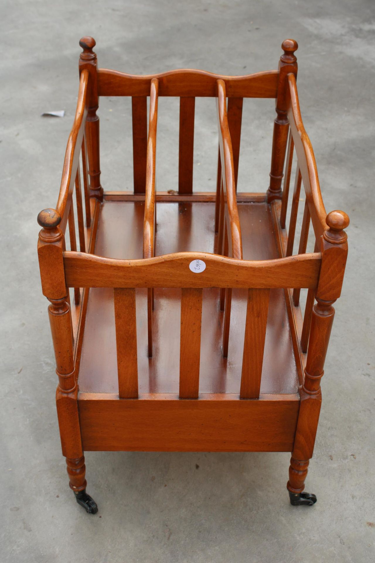 A REGENCY STYLE YEW WOOD THREE DIVISION CANTERBURY MAGAZINE RACK WITH LOWER DRAWER - Image 2 of 2