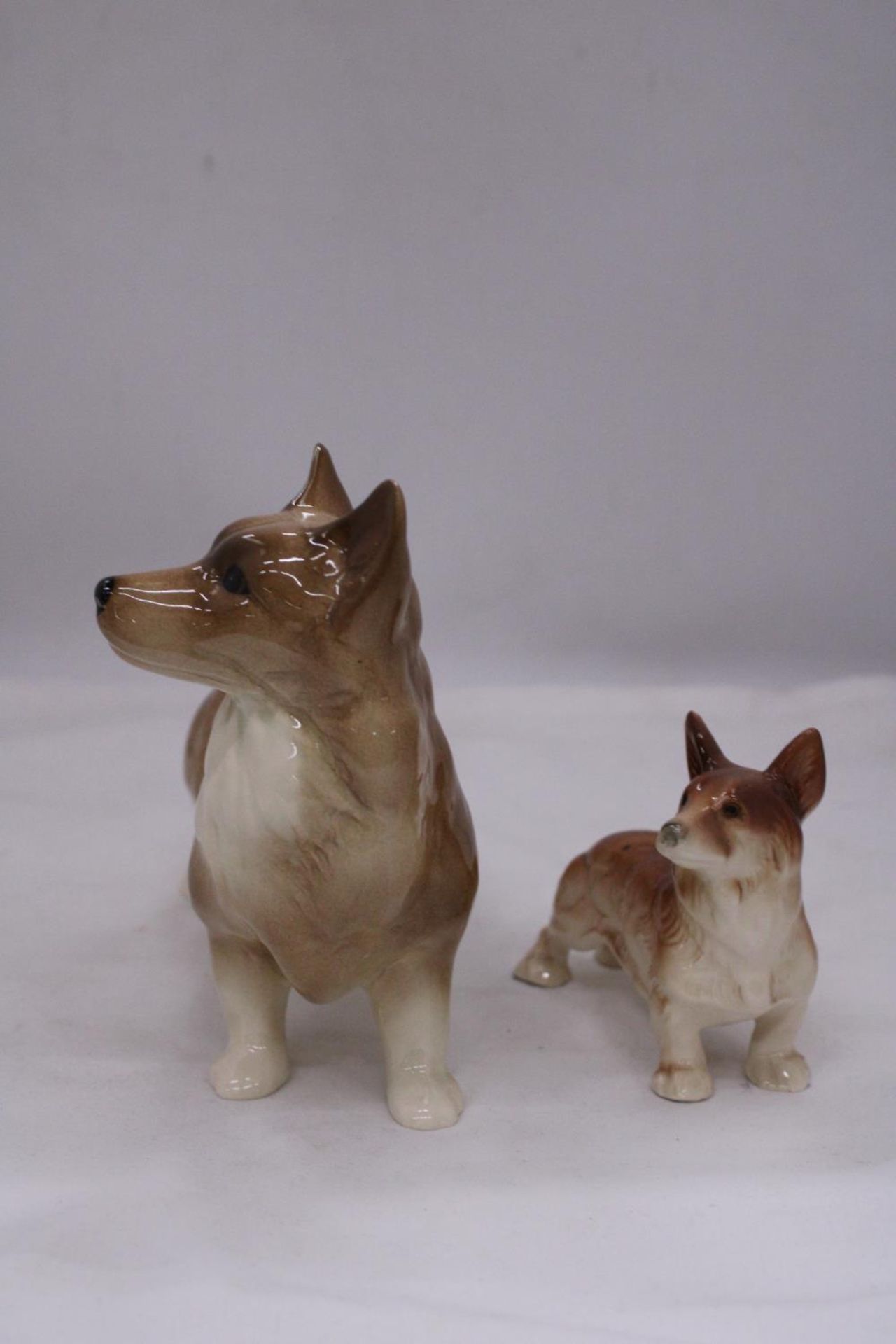 TWO CORGI DOGS TO INCLUDE A COOPERCRAFT - Image 2 of 5