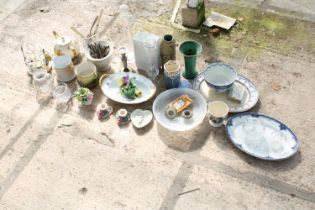 AN ASSORTMENT OF CERAMICS, GLASS WARE AND SILVER PLATED ITEMS