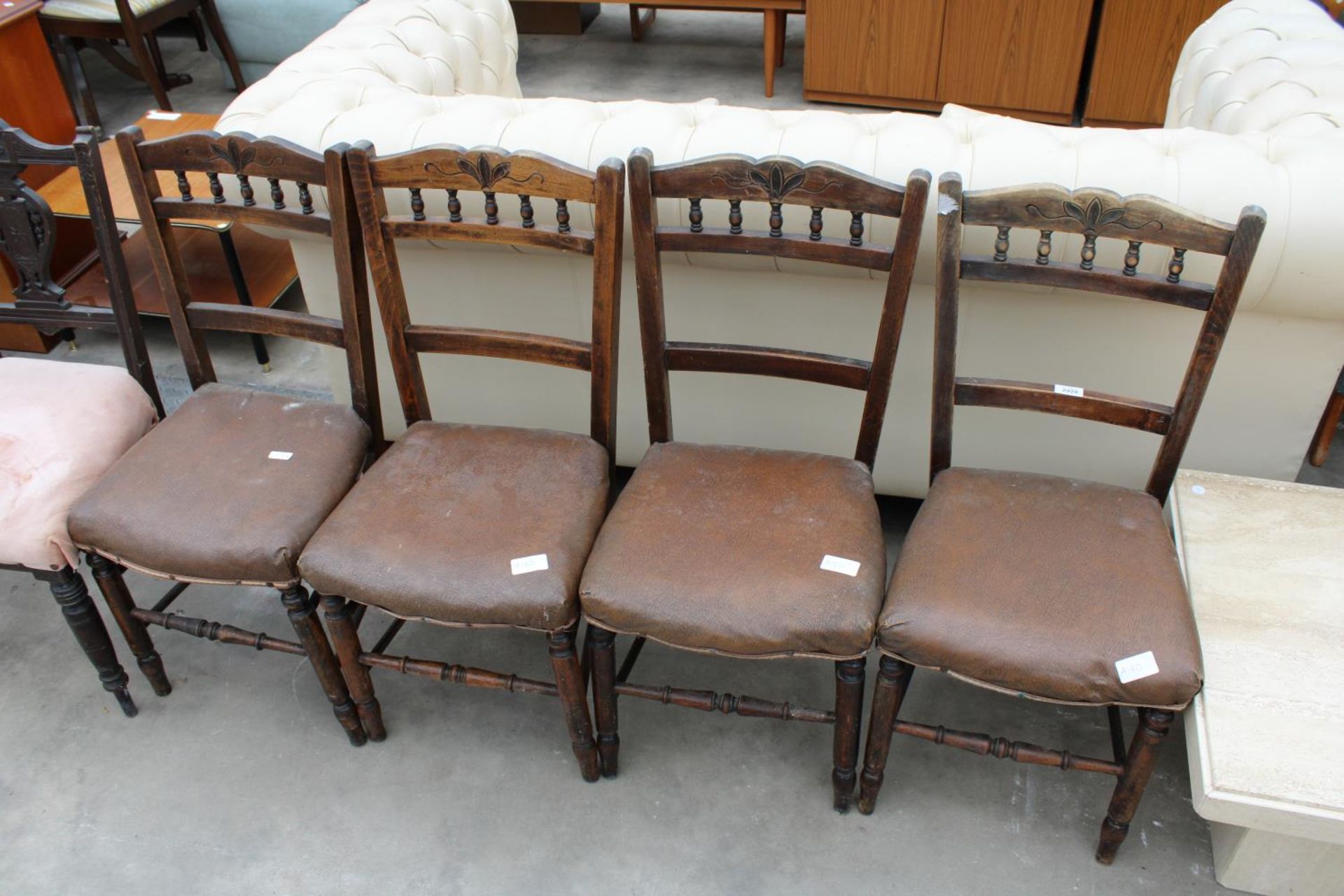 FOUR EDWARDIAN BEECH BEDROOM CHAIRS, A SINGLE BEDROOM CHAIR, AN EARLY 20TH CENTURY OAK DINING CHAIR, - Image 2 of 3