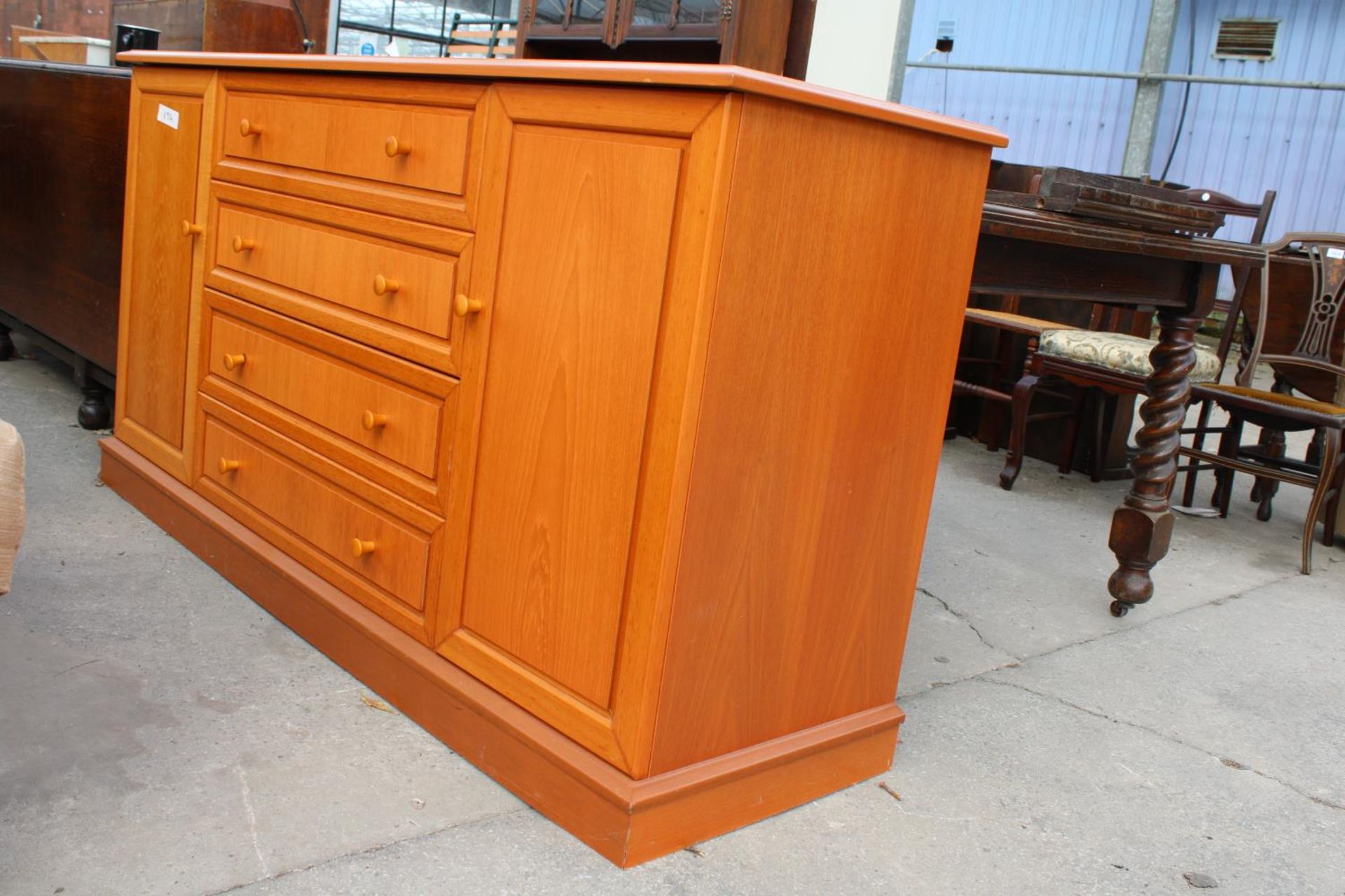 A MODERN G PLAN SIDEBOARD ENCLOSING FOUR DRAWERS AND TWO CUPBOARDS, 61" WIDE - Image 2 of 8