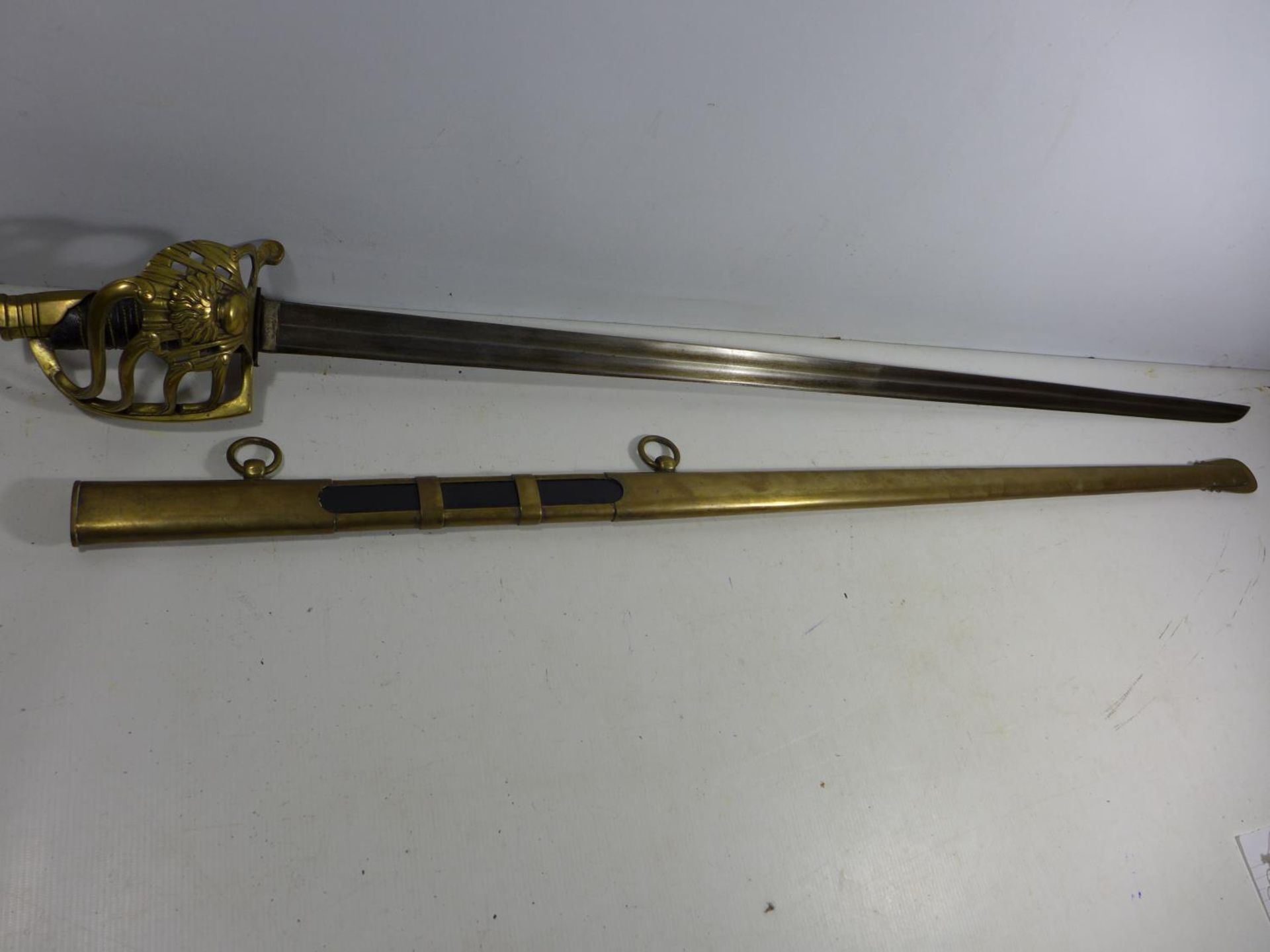 A REPLICA NAPOLEONIC WAR IMPERIAL FRENCH GRENADIERS OFFICERS SWORD AND SCABBARD, 96CM BLADE,