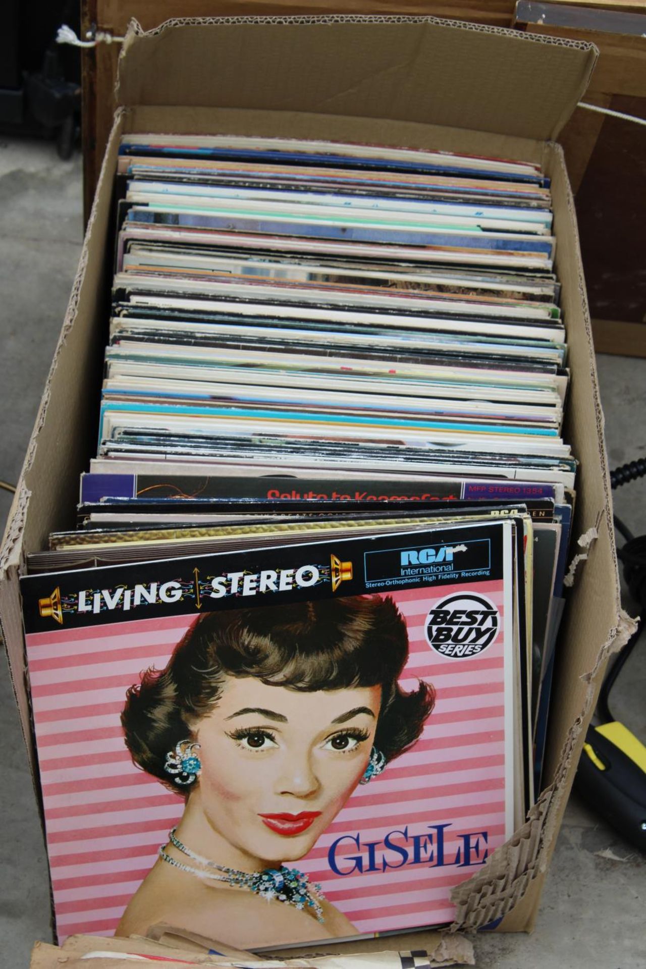 A LARGE ASSORTMENT OF LP RECORDS - Image 2 of 9