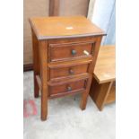 A MODERN HARDWOOD SMALL CHEST OF 3 DRAWERS, 15.5" WIDE