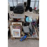 AN ASSORTMENT OF VARIOUS HOUSEHOLD CLEARANCE ITEMS