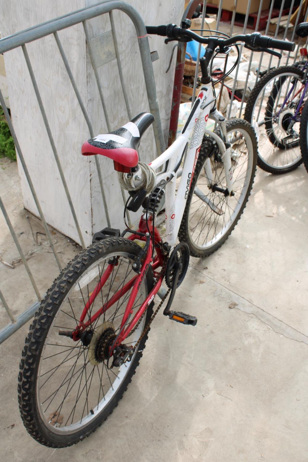 A GENTS MOUNTAIN BIKE WITH FRONT AND REAR SUSPENSION AND 12 SPEED GEAR SYSTEM - Image 2 of 3