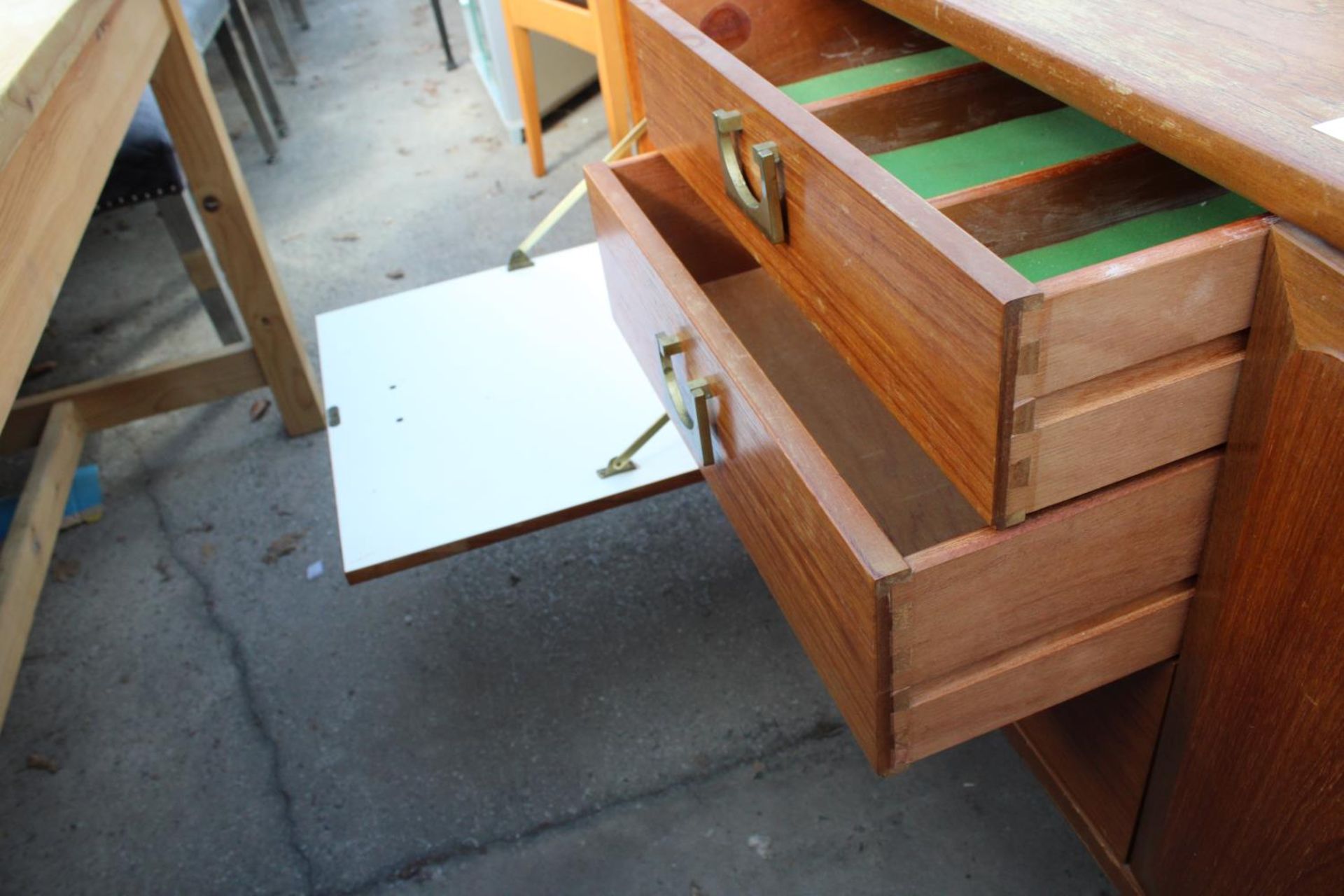 A RETRO TEAK SIDEBOARD/COCKTAIL CABINET, 72" WIDE - Image 5 of 5